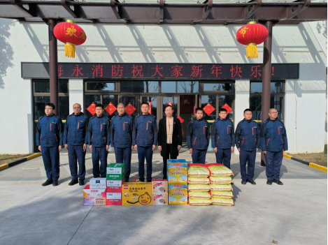 海永镇领导春节慰问基层一线值班人员