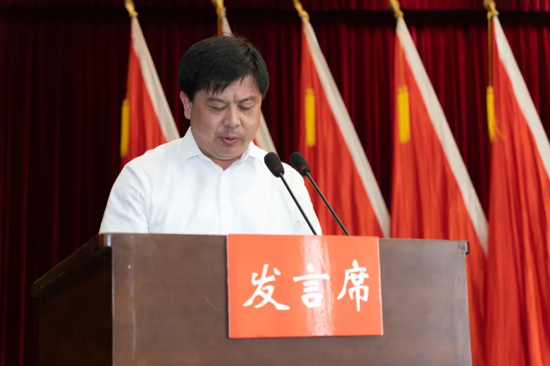 月10日下午海门滨江街道第二届选民代表议政会第四次会议隆重召开