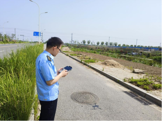 海门：青年环保铁军打响‘夏日蓝天保卫战’”526.png