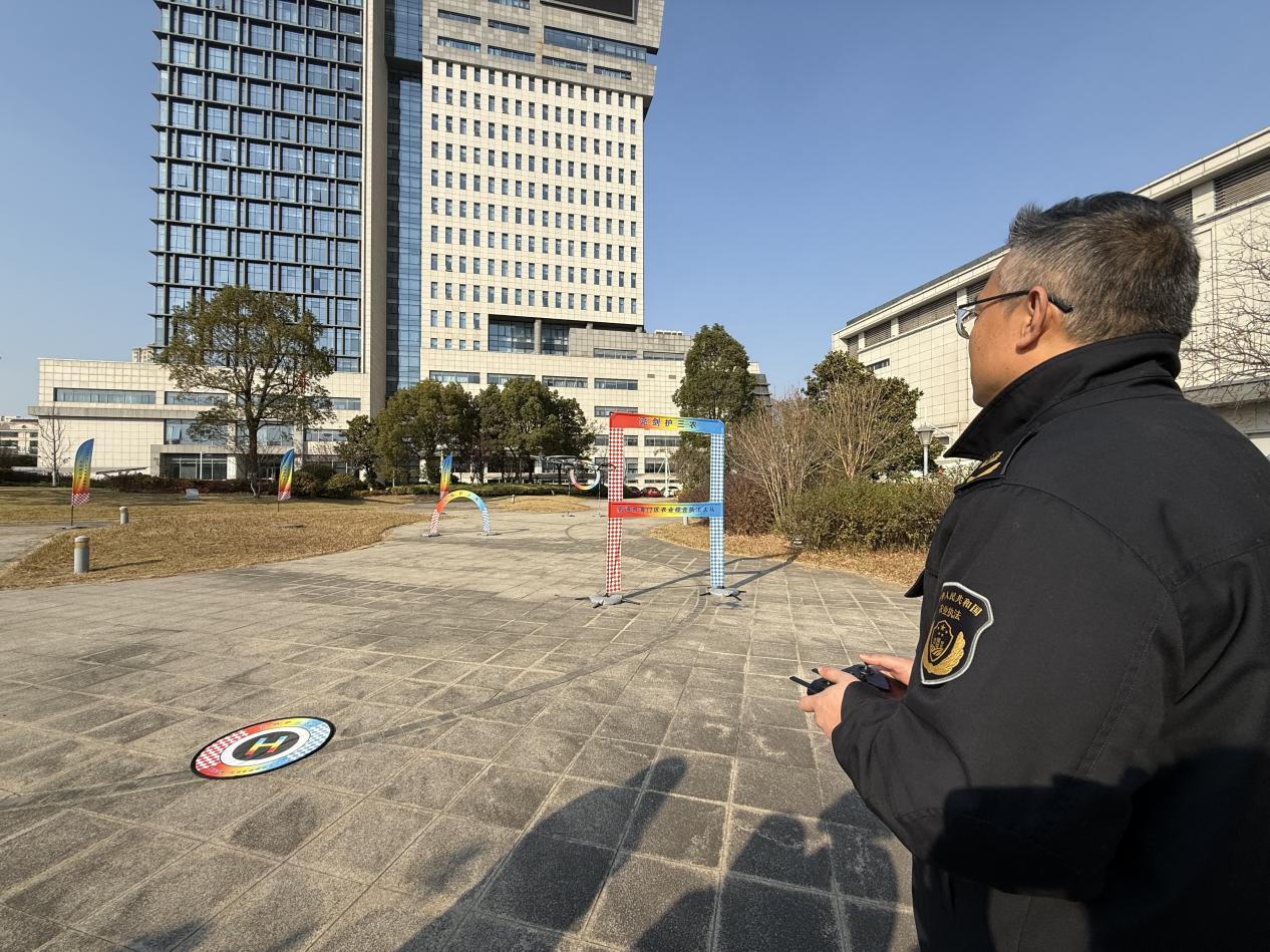 图片4.jpg 图片4.jpg