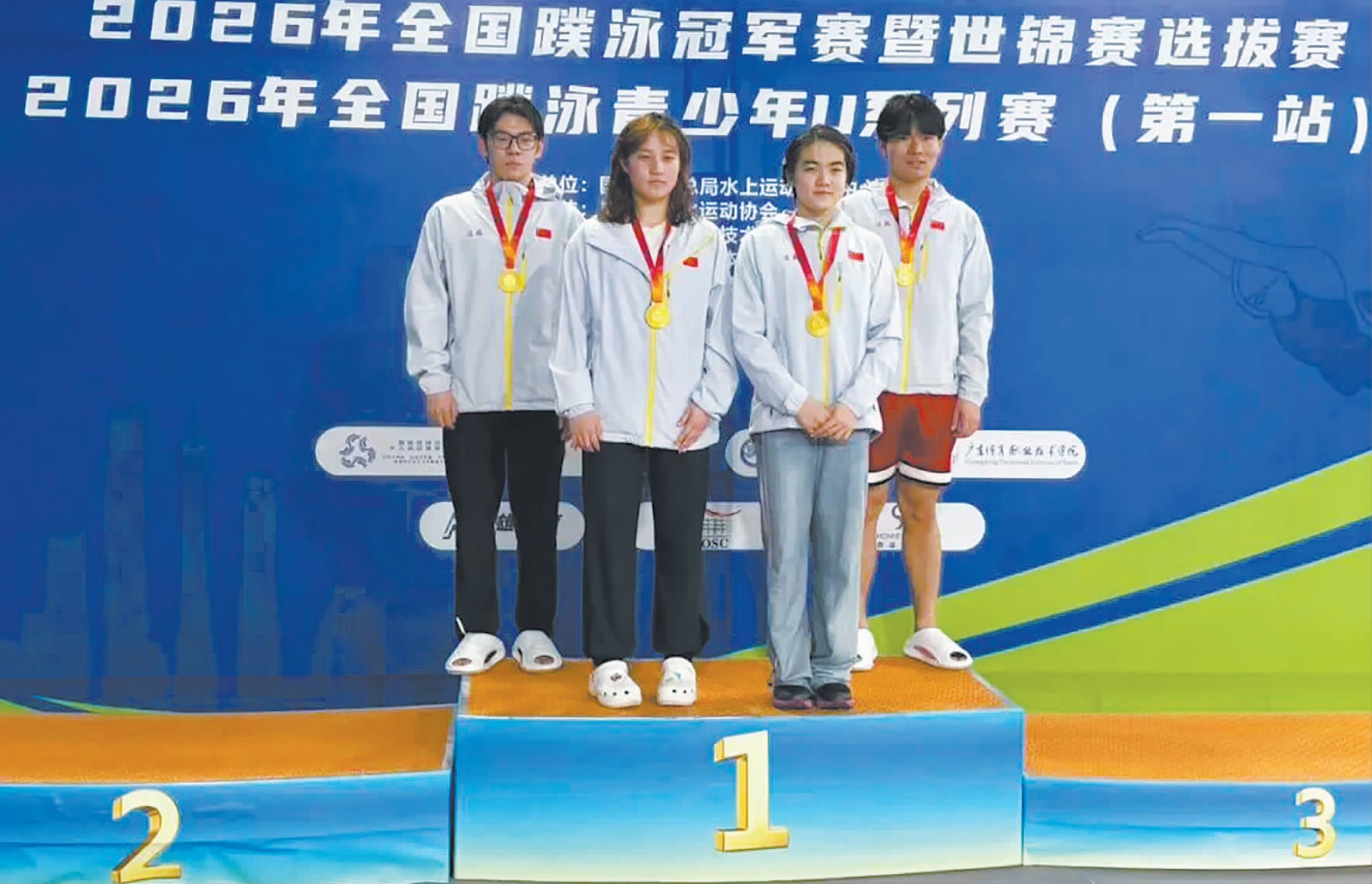 b2df15e3f27ceb50c2d5d55dd721eb44.jpg b2df15e3f27ceb50c2d5d55dd721eb44.jpg